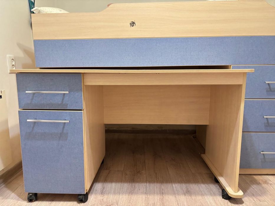 Мебель кровать шифоньер