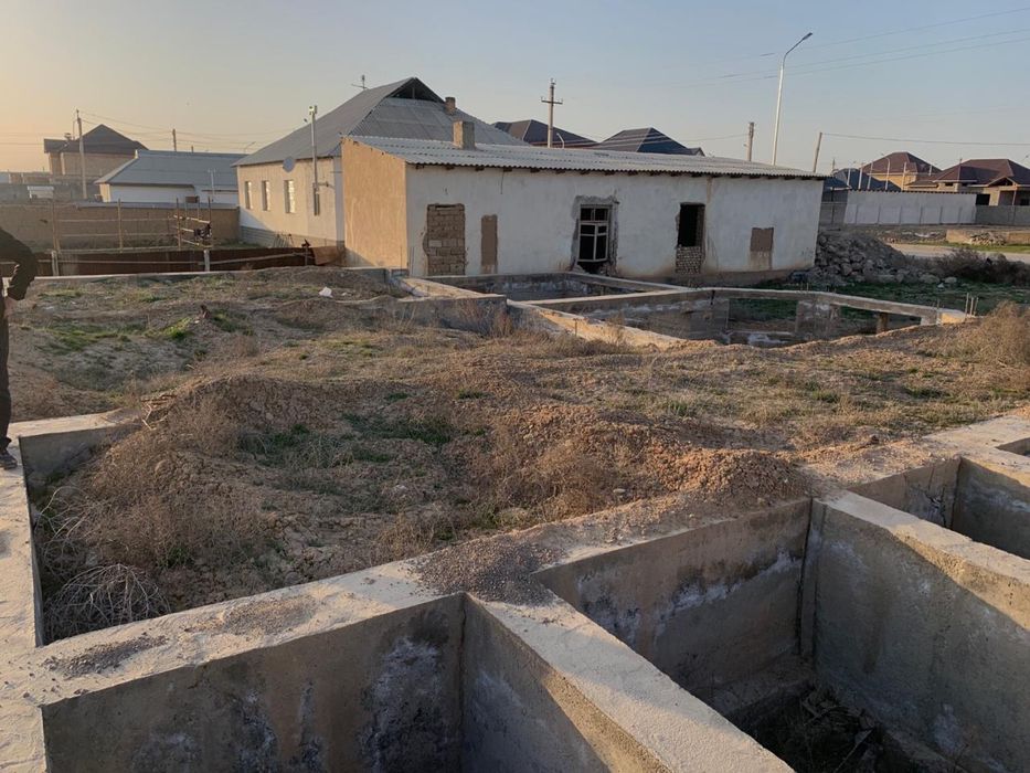 Жер сатылады фундаментпен Продается земля