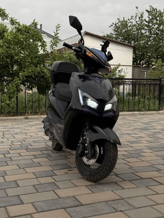 Мопед м8про.