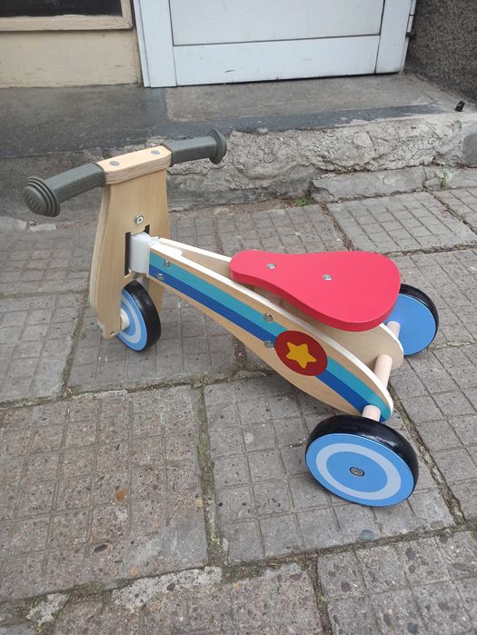 Дървена триколка без педали