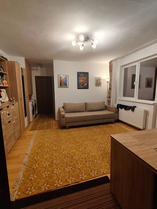 Vand / schimb apartament 2 camere cu 3 camere + diferenta