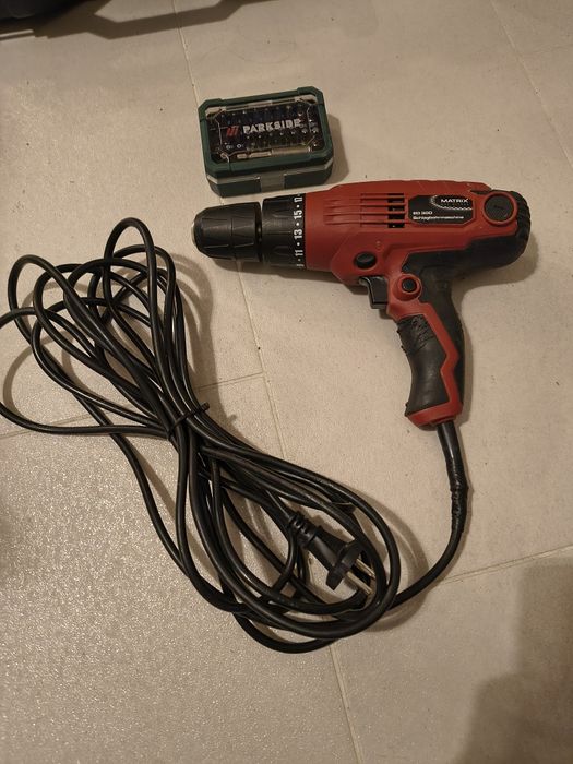 Електрически винтоверт