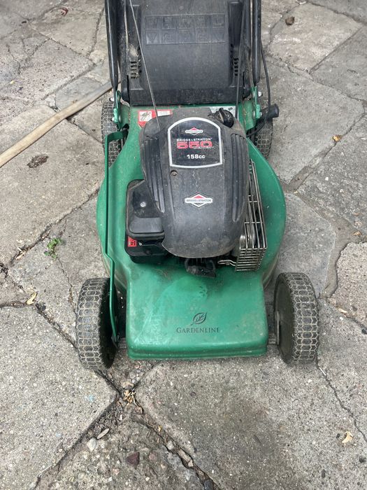 Masina tuns iarba briggs&stratton 550e 158cc