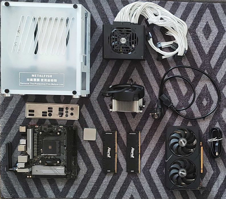 Геймърски ITX MINI Компютър/части