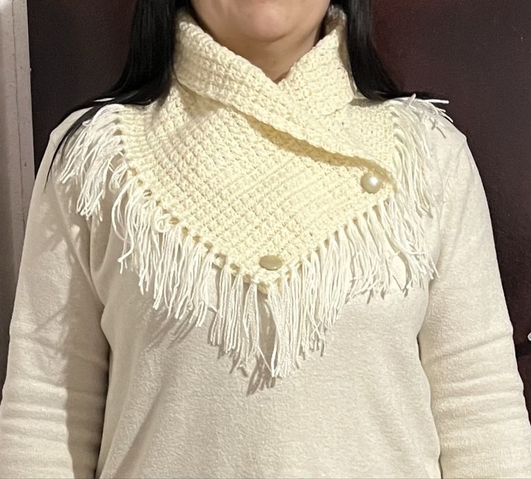 Шал - яка ръчно плетена