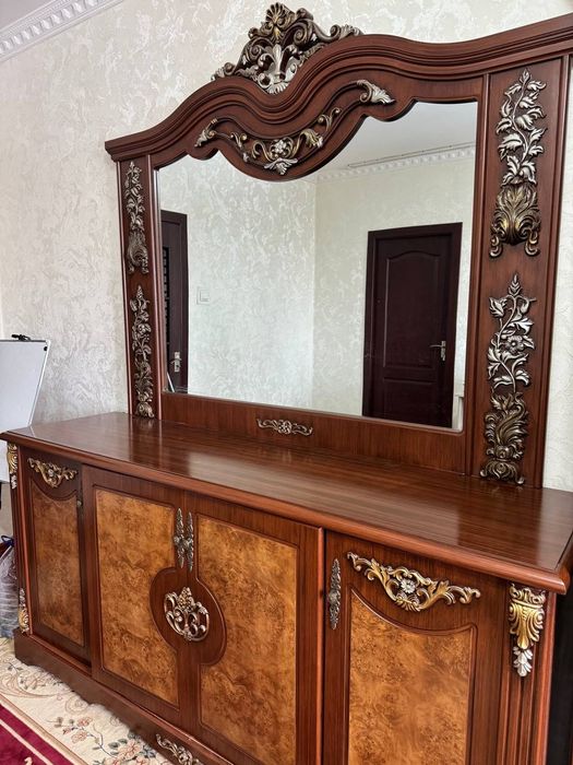 Стенка билан Камот сотилади