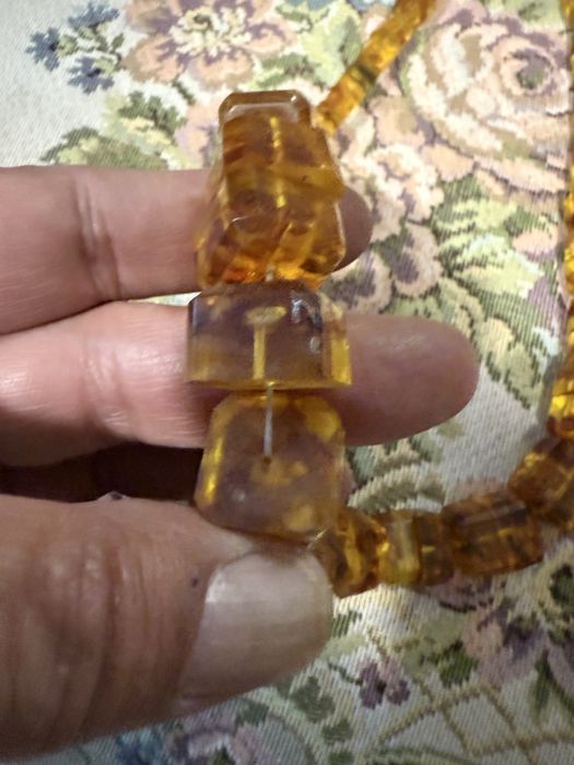 голям гердан от натурален кехлибар