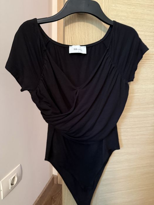 Боди с къс ръкв BSB