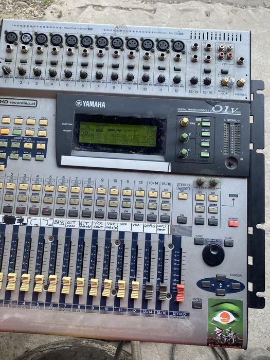 Mixer audio profesional Yamaha 01V digital – 16 canale, studio / live