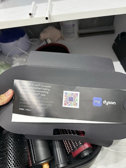 Dyson i.d с вышивкой