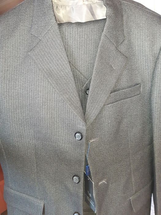 Продам костюм мужской