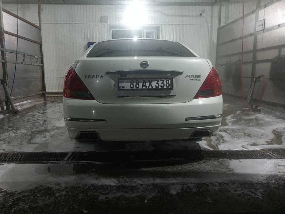 Продам ниссан тиана