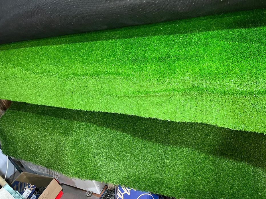 Продам искусствый газон