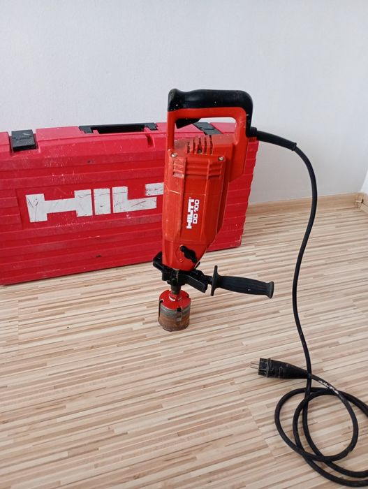 Mașină carotat Hilti DD 100