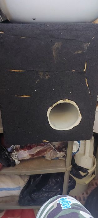 Колонка сабвуфер с усилителем