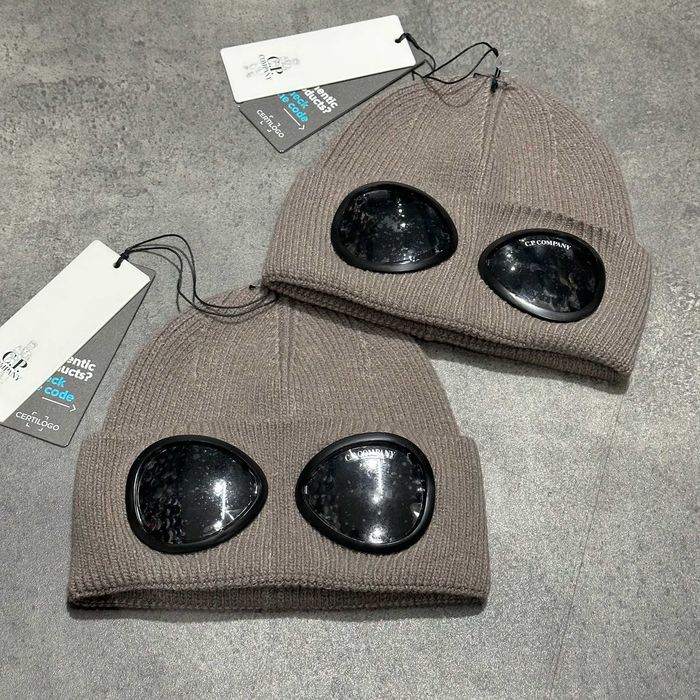 Зимни шапки с очила беание c p  Company  zimni shapki beanie cp company s ochila