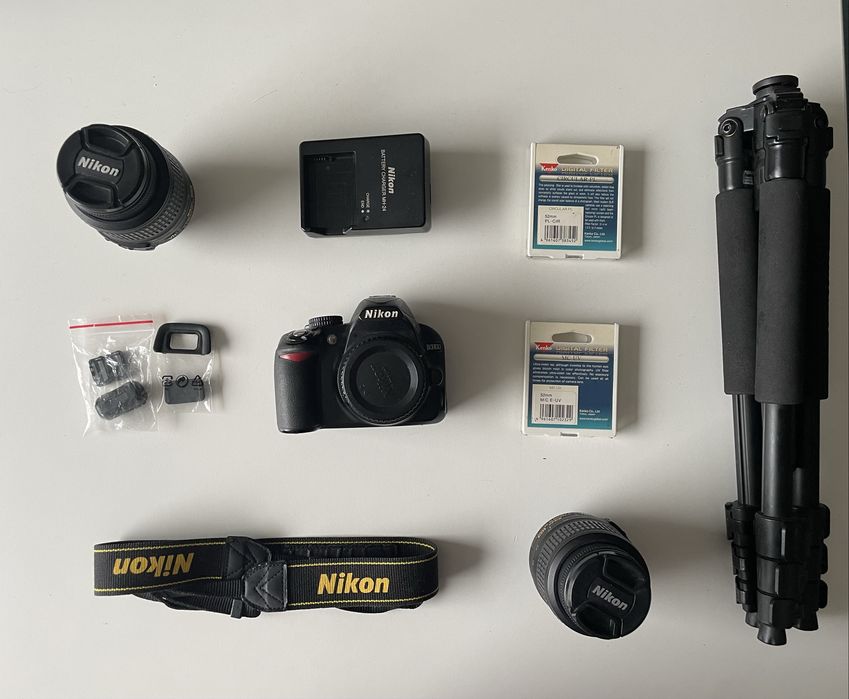 Nikon D3100 - kit complet pt incepatori - citeste anuntul