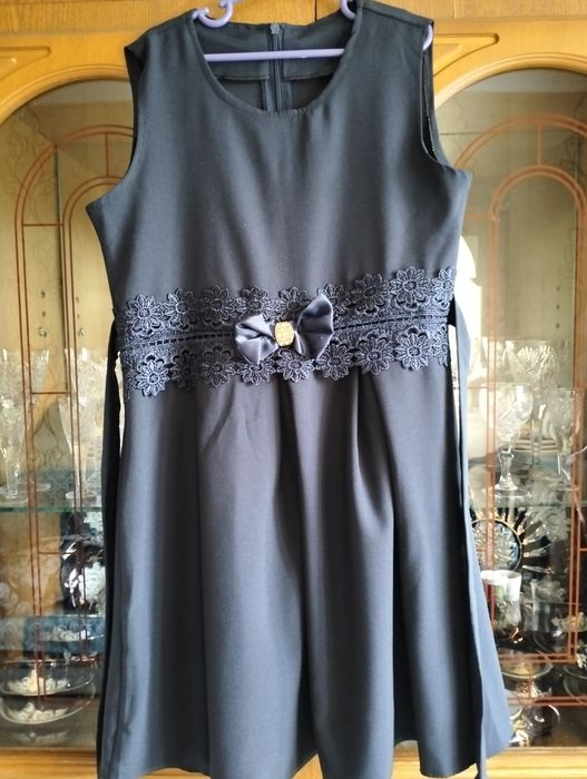 Школьная форма ( сарафан)