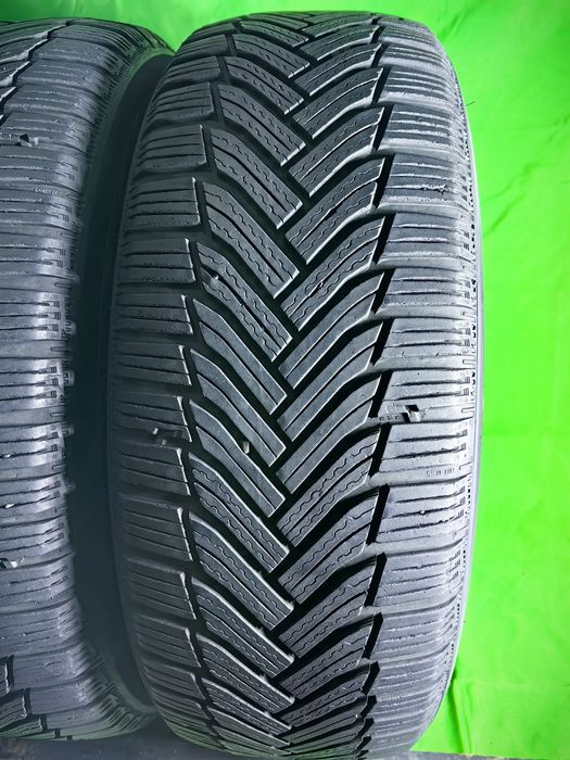 215/65R16 Michelin 6,84-6,1mm stare foarte bună fără defecte
