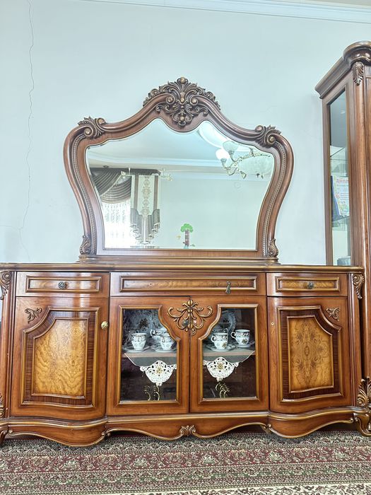 Hitoy mebel sotiladi