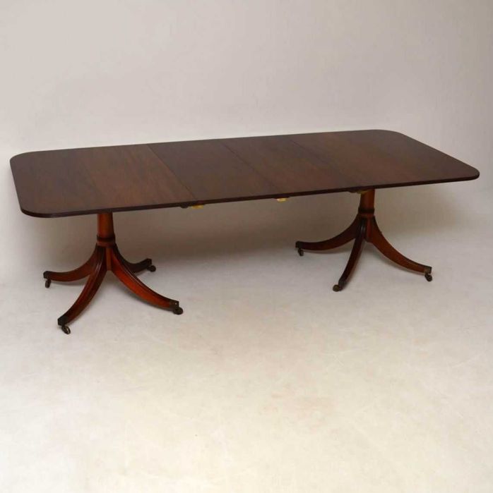Masa de sufragerie Regency