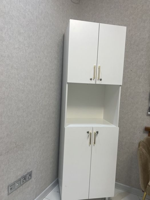 Продается оборудование и мебель для салона красоты