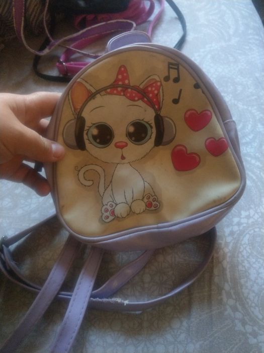 Продаю сумки,  рюкзаки