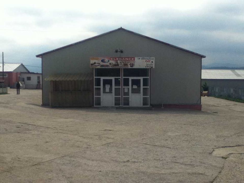 Vand 2000 mp constructii