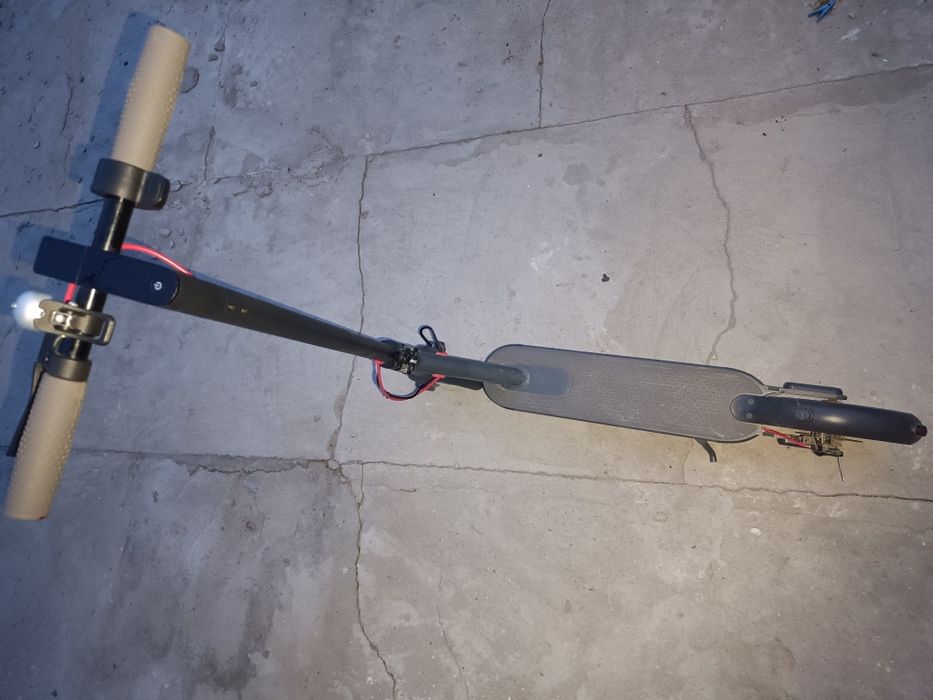 Электросамокат продам