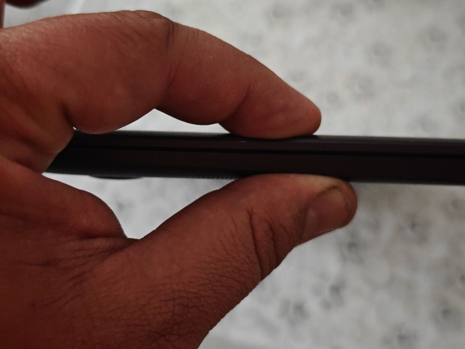 Продава лаптоп ултрабук ultrabook Asus UX305C