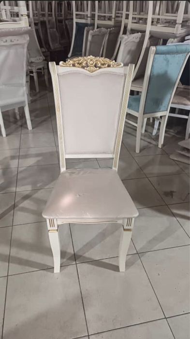 стола и стульев прямо со склада