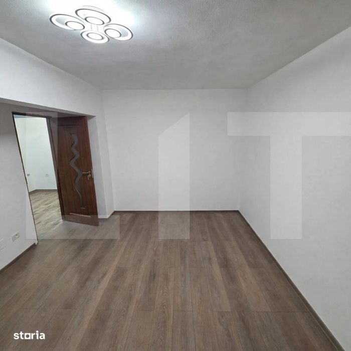 Apartament 2 camere decomandat, 54 mp, etaj 2, zona centrala Bals –