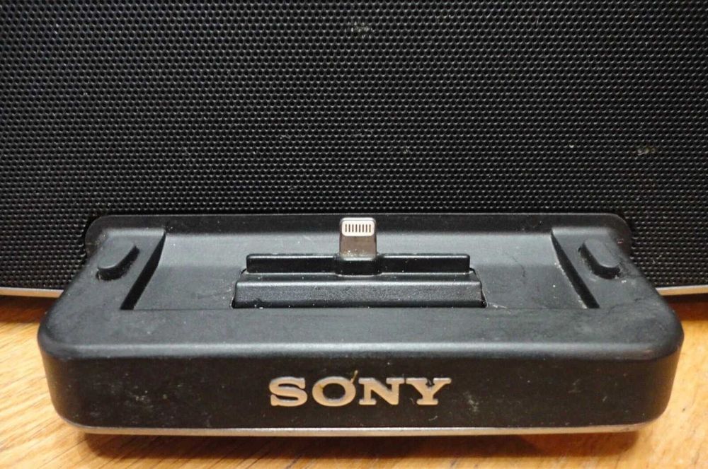 Soundbar Bluetooth Sony RDP-X200IPN Boxa 40W RMS Dock Iphone Lightning