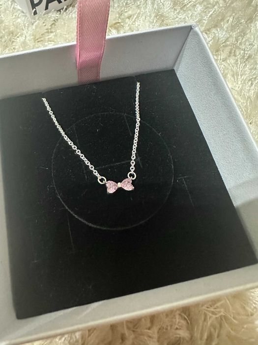 Colier Pandora cu funda roz