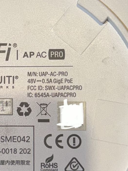 Ubiquiti UniFi UAP-AC-PRO Access Point Wi-Fi Dual Band PoE