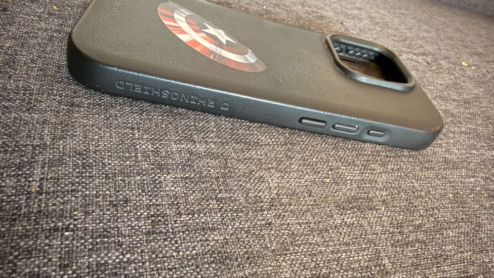 Husă iPhone 16 Pro RhinoShield – Captain America