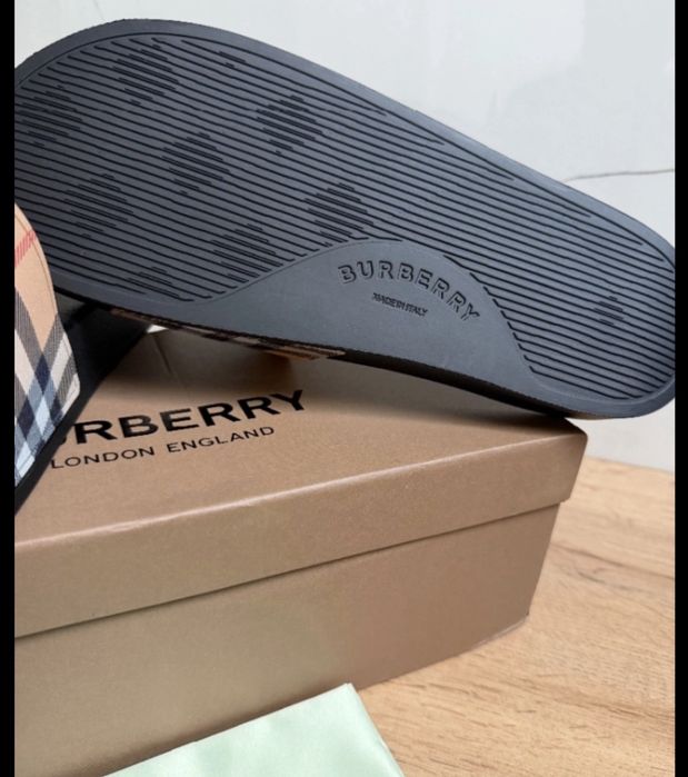 Burberry мъжки чехли джапанки 43