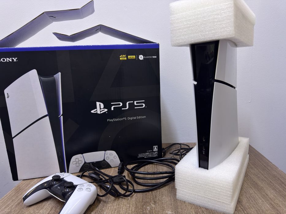 PlayStation 5 slim digital edition 1tb