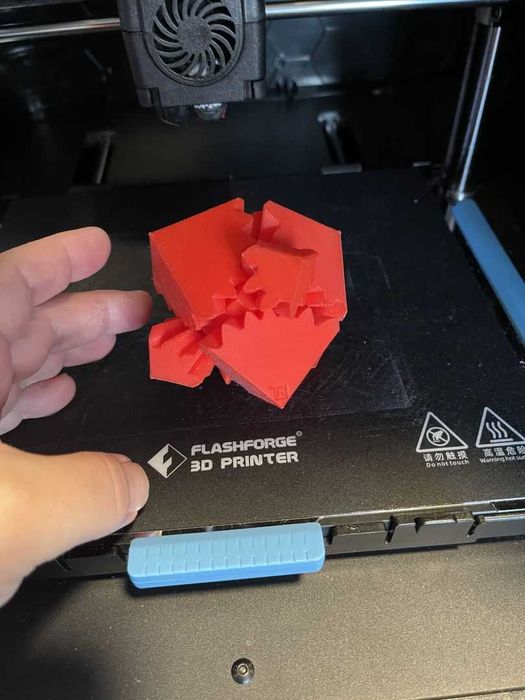 Imprimanta 3D FlashForge Adventurer 4 in conditie excelenta - 50% reducere - ultima sansa, retrag din vanzare pe 1 Mai