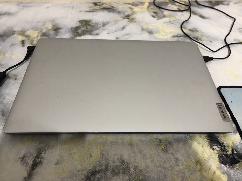 Lenovo IdeaPad 3