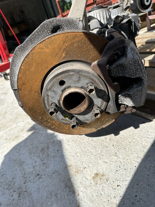 Преден мост Mercedes C class w205 шенкел амортисьор носач мерцедес 205