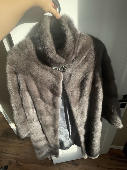 Срочно продам натуральную шубу