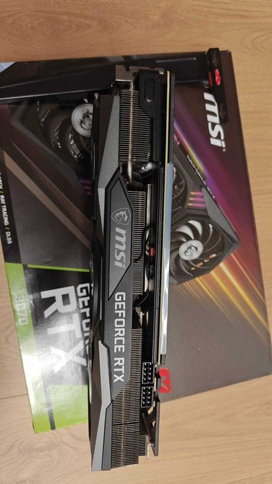 Vand placa video Nvidia Rtx 3070, 8Gb ram Ddr 6!