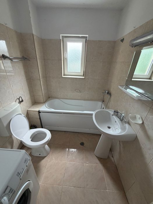 Închiriez apartament cu 1 camera