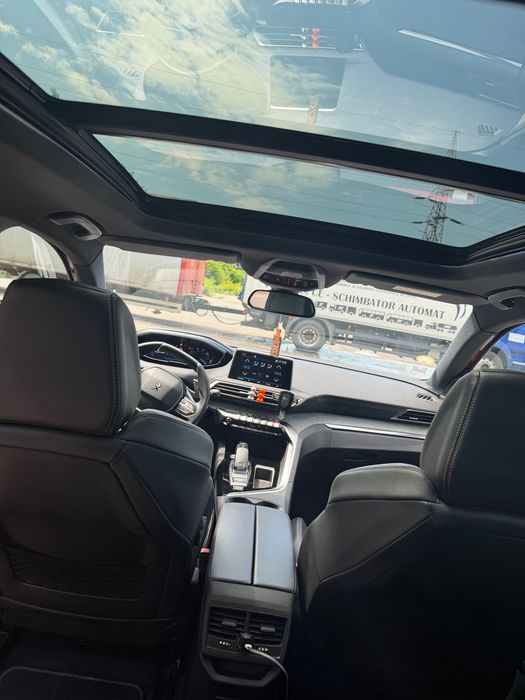 PEUGEOT 3008 2020