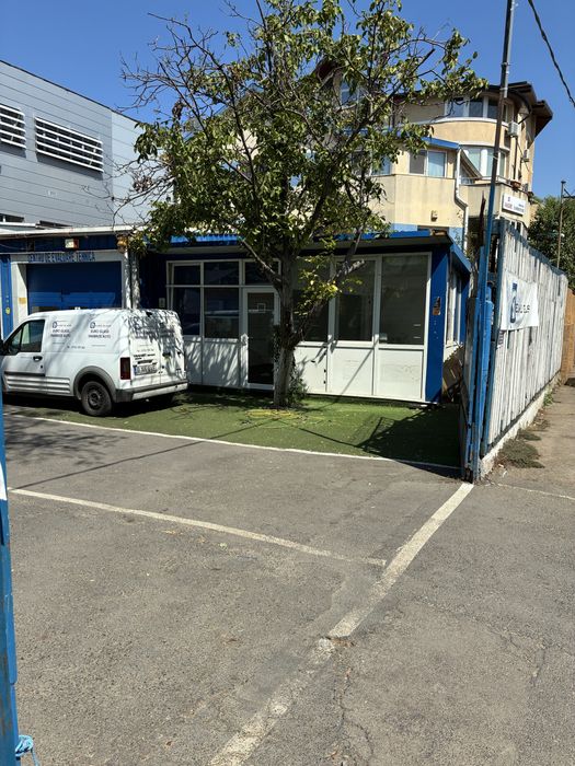Spatiu comercial hala auto
