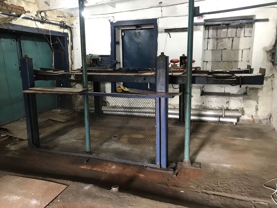 Автоподьемник и стенд развал схождения