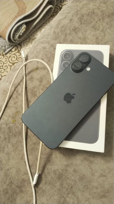 iPhone 16 Plus 128 ГБ Black