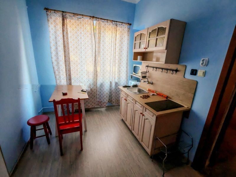 Дава се под наем Двустаен апартамент в София, Докторски паметник - 80 кв.м за 766 € - Снимка #2