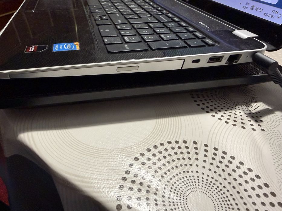 Hp pavilion 15 6GB RAM 120SSD